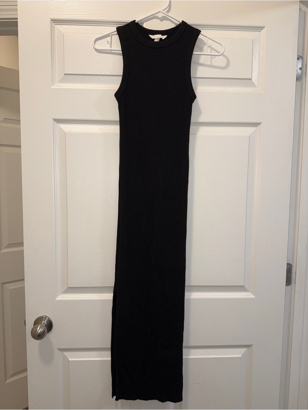 Sleeveless Ribbed Midi Dress - Black